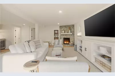 8 Kerins Terrace, Newport, RI 02840 - Photo 22