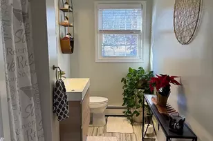 83 Whiting St, Cranston, RI 02920 - Photo 14