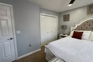 83 Whiting St, Cranston, RI 02920 - Photo 16