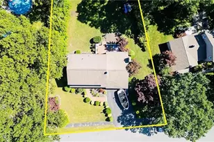 8 Winterberry Dr, Coventry, RI 02816 - Photo 26