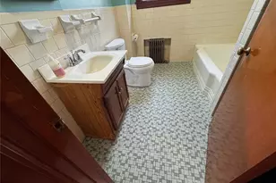 43 Westerly Ave, Providence, RI 02909 - Photo 2