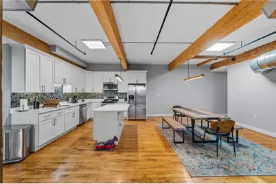 396 Roosevelt Avenue, Central Falls, RI 02863 - Photo 8