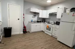 876 Douglas Ave, Providence, RI 02908 - Photo 2