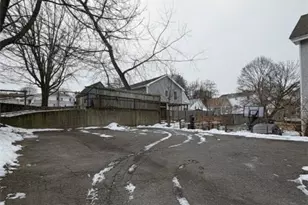 876 Douglas Ave, Providence, RI 02908 - Photo 20