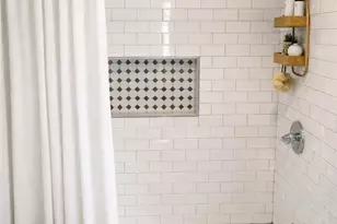 15 Rock St, Bristol, RI 02809 - Photo 4