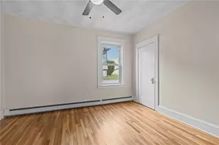 115 Hazael St, Providence, RI 02908 - Photo 16