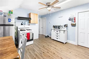 123 Bagley St, Central Falls, RI 02863 - Photo 18