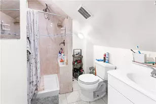 123 Bagley St, Central Falls, RI 02863 - Photo 20