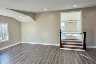 28 Kitchener St, Tiverton, RI 02878 - Photo 6