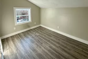 28 Kitchener St, Tiverton, RI 02878 - Photo 16