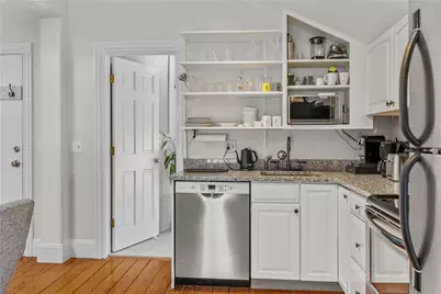 20 Berkeley Avenue #5, Newport, RI 02840 - Photo 8