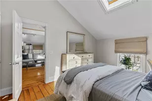 20 Berkeley Ave, Newport, RI 02840 - Photo 12