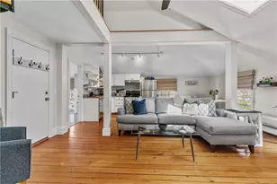 20 Berkeley Ave, Newport, RI 02840 - Photo 14