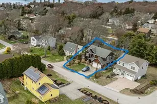 44 Mast St, Jamestown, RI 02835 - Photo 2