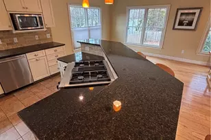 44 Mast St, Jamestown, RI 02835 - Photo 6