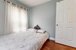 11 Crane St Street S, Pawtucket, RI 02860 - Photo 16