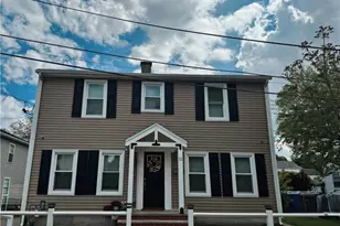 11 Crane St Street S, Pawtucket, RI 02860 - Photo 1