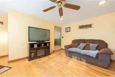 80 Oakland Avenue, Pawtucket, RI 02861 - Photo 10