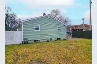 80 Oakland Avenue, Pawtucket, RI 02861 - Photo 22