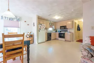 88 Greene St, East Greenwich, RI 02818 - Photo 6