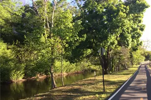 23 Cutler St, Providence, RI 02909 - Photo 14