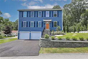 29 Graves Ave, North Smithfield, RI 02896 - Photo 2