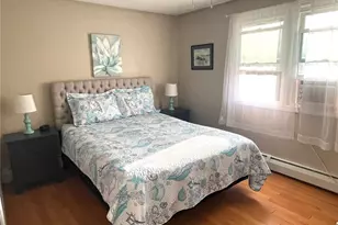 135 Holly Rd, South Kingstown, RI 02879 - Photo 4