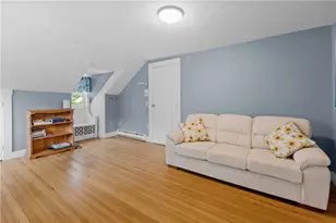 44 Bliss Mine Rd, Middletown, RI 02842 - Photo 8