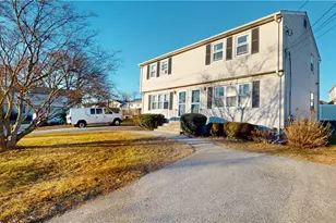 19 Pavilion Ct, Cranston, RI 02920 - Photo 6