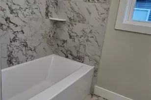 137 Stanwood St, Providence, RI 02907 - Photo 8