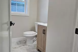 137 Stanwood St, Providence, RI 02907 - Photo 6