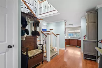 28 Pond Avenue, Newport, RI 02840 - Photo 6