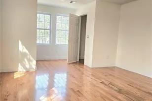 129 1st Ave, Cranston, RI 02910 - Photo 12