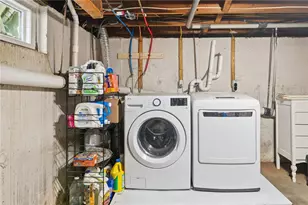 11 Gladding St, Bristol, RI 02809 - Photo 26