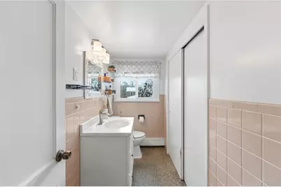 11 Gladding Street, Bristol, RI 02809 - Photo 24