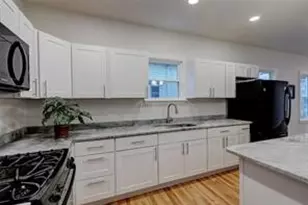 79 Wendell St, Providence, RI 02909 - Photo 2