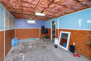 37 Columbus Ave, North Providence, RI 02911 - Photo 40