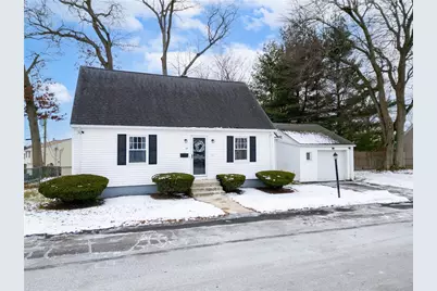 37 Columbus Avenue, North Providence, RI 02911 - Photo 2