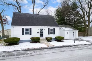 37 Columbus Ave, North Providence, RI 02911 - Photo 2