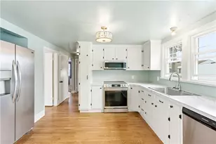 37 Columbus Ave, North Providence, RI 02911 - Photo 18