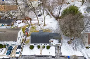 37 Columbus Ave, North Providence, RI 02911 - Photo 6