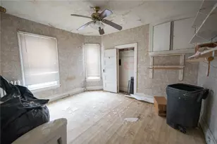 23 Spring St, Pawtucket, RI 02860 - Photo 8