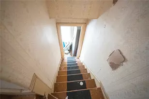 23 Spring St, Pawtucket, RI 02860 - Photo 10