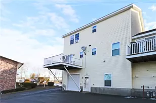 359 Main Rd, Tiverton, RI 02878 - Photo 6