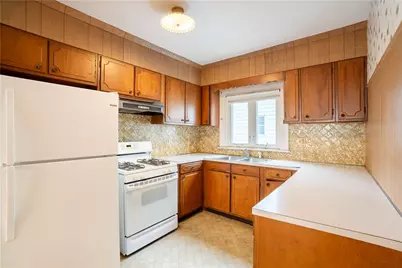 15 Taft Avenue, Providence, RI 02906 - Photo 8