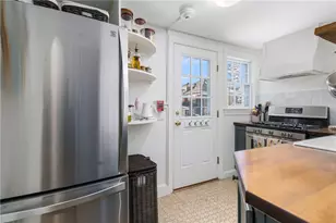 36 Kay St, Newport, RI 02840 - Photo 14