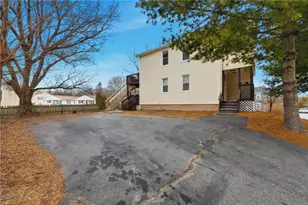 47 Andover St, North Providence, RI 02904 - Photo 26