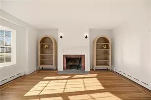 128 Ruggles Ave, Newport, RI 02840 - Photo 20