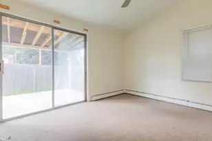 7 Belvedere St, Johnston, RI 02919 - Photo 8