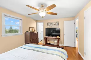 328 New London Ave, West Warwick, RI 02893 - Photo 30
